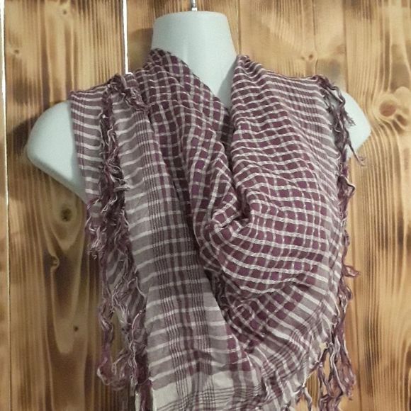 Purple And White Scarf. - Picture 2 of 3